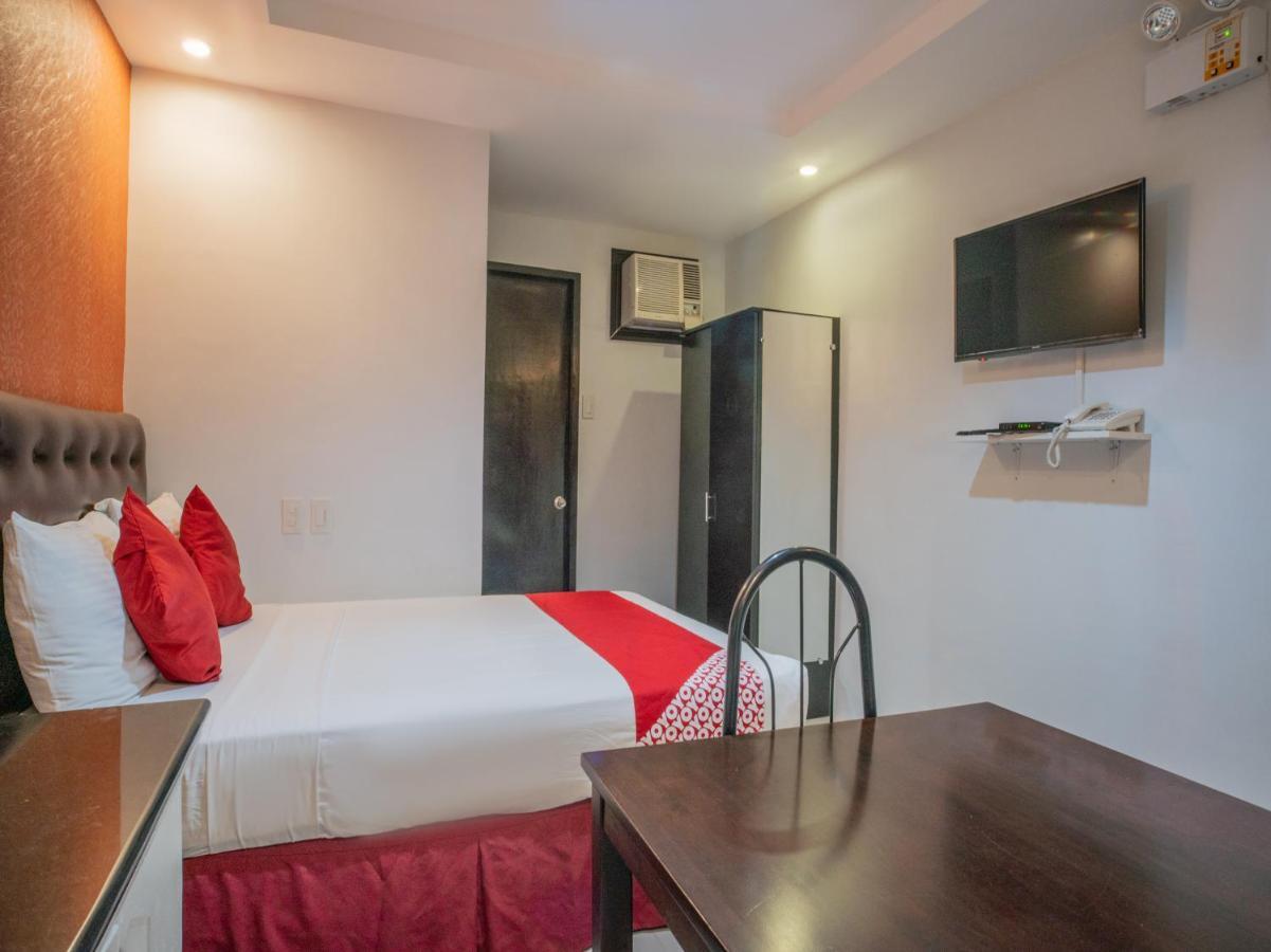 Oyo 697 Obrero Suites Davao City Eksteriør bilde