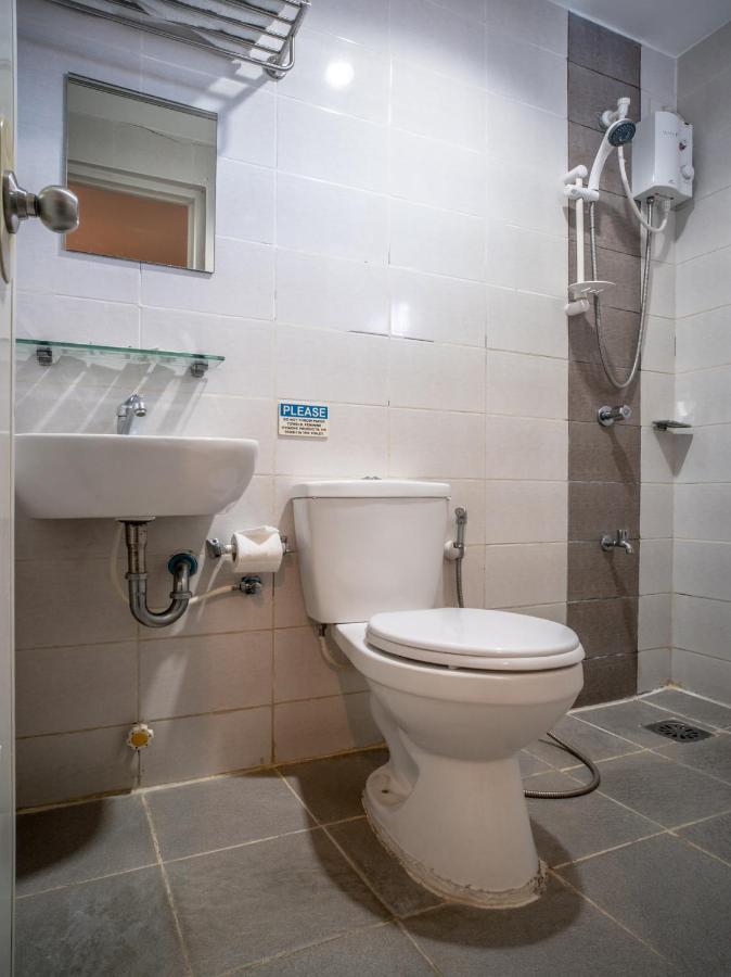 Oyo 697 Obrero Suites Davao City Eksteriør bilde