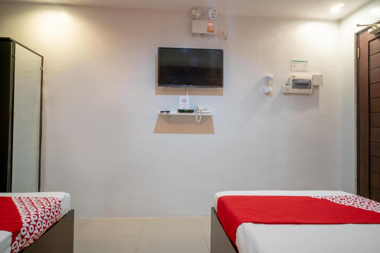 Oyo 697 Obrero Suites Davao City Eksteriør bilde
