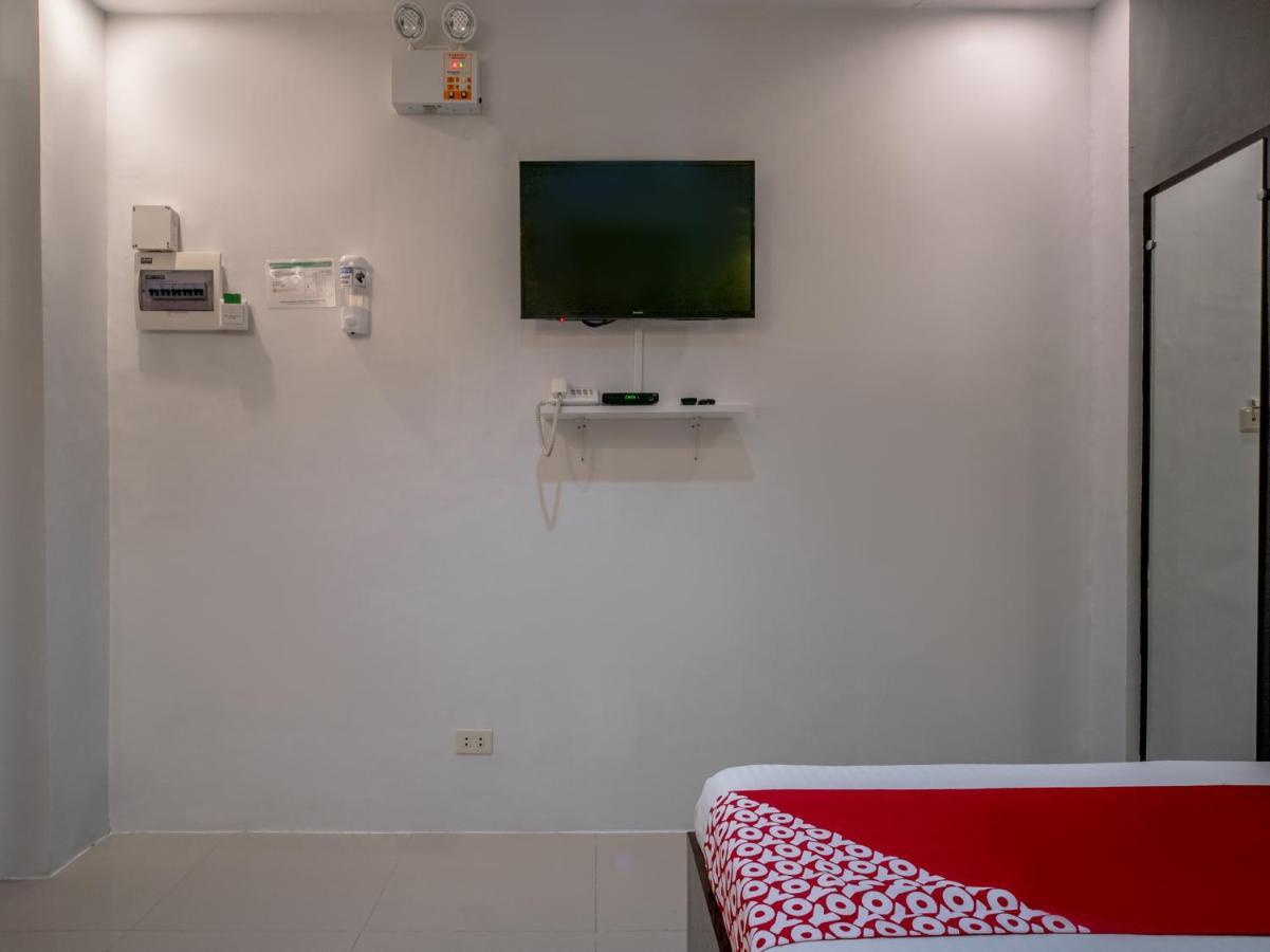 Oyo 697 Obrero Suites Davao City Eksteriør bilde